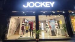 Jockey, Meerut